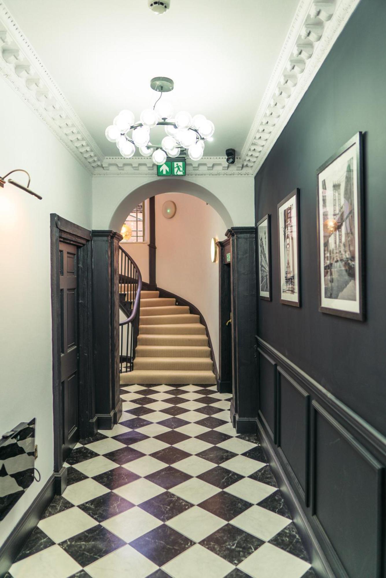 Magistrates Penthouse Suite - Town Centre Apartments With Spa Morpeth Exterior foto